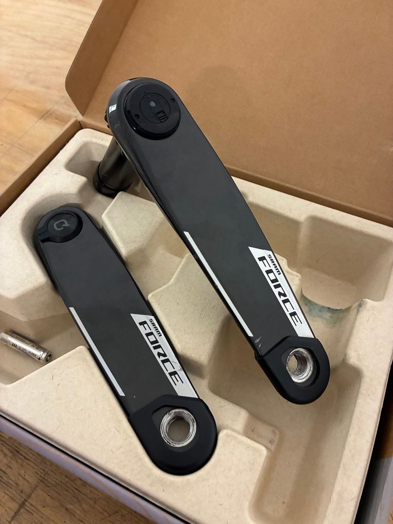 Použité Sram Force XPLR DUB Wide Kurbelarme Carbon E1 172, 5mm Powermeter bike — obrázek 1 z 3