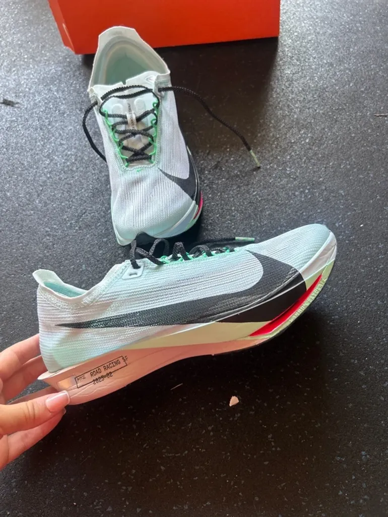 Używany Nike ZoomX Streakfly 2 bike — zdjęcie 4 z 7
