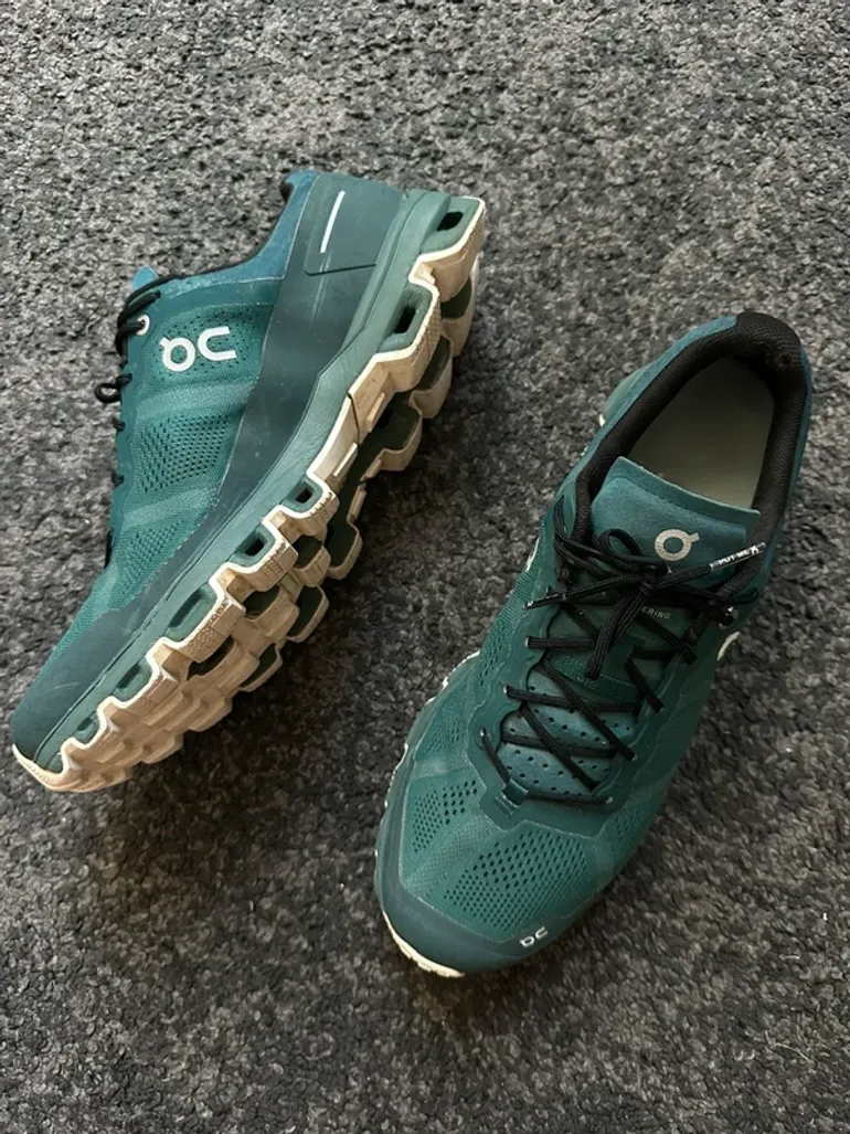 Tweedehands On Running Cloudventure bike — afbeelding 4 van 9