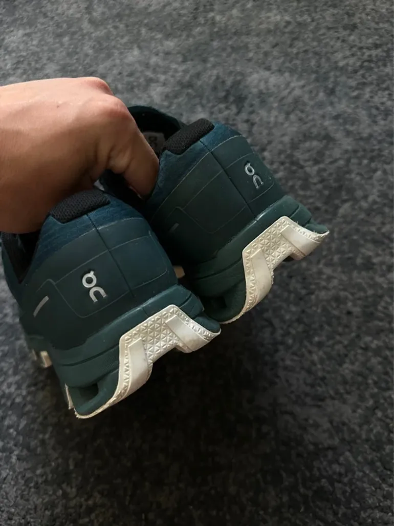 Tweedehands On Running Cloudventure bike — afbeelding 7 van 9