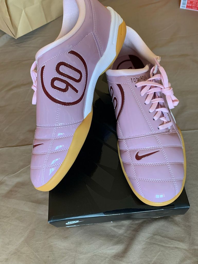 Used Nike Total 90 Shoes 2026 bike — image 2 of 9