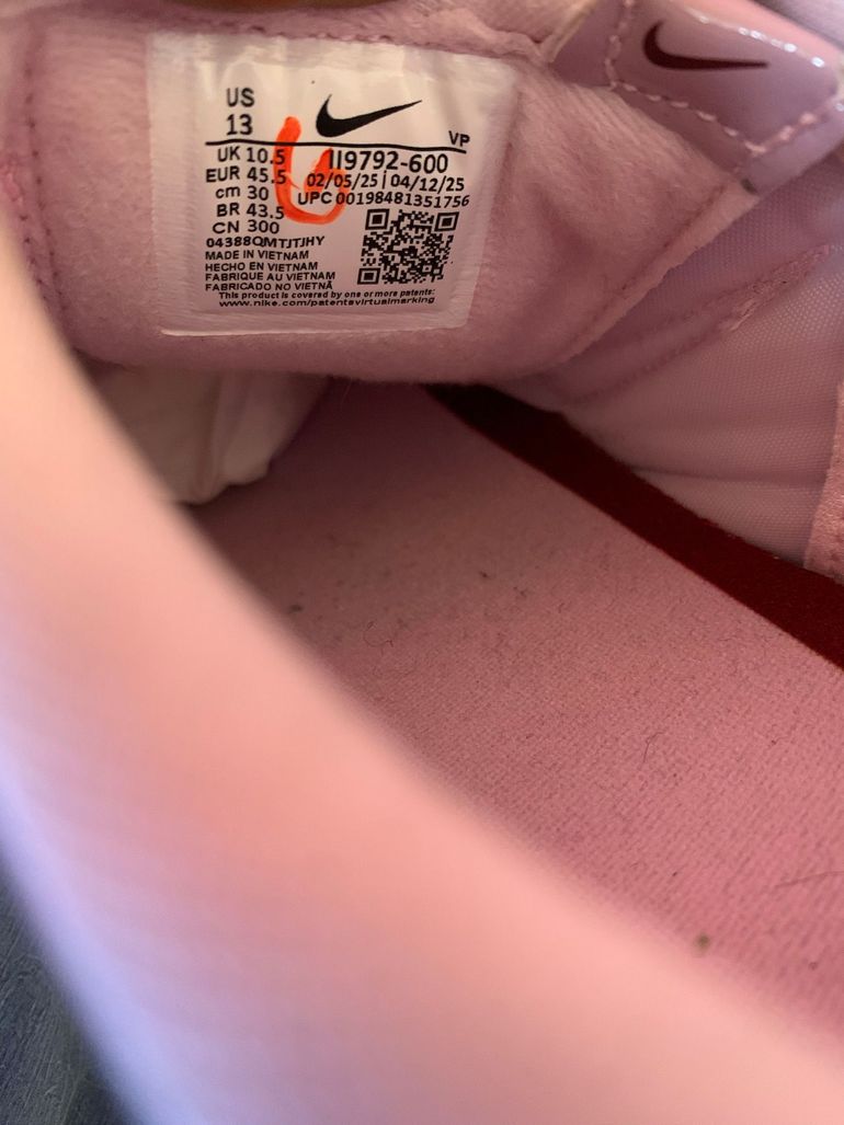 Used Nike Total 90 Shoes 2026 bike — image 6 of 9