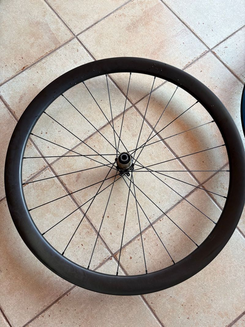 Novatec Carbon Wheels bike de segunda mano — imagen 4 de 6
