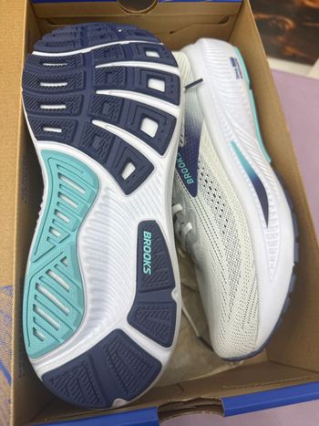 Brooks Ghost 17 Running Shoes 2025 bike d'occasion — image 2 sur 4