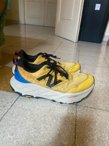 New Balance Fresh Foam X Hierro v9 Running Shoes usato