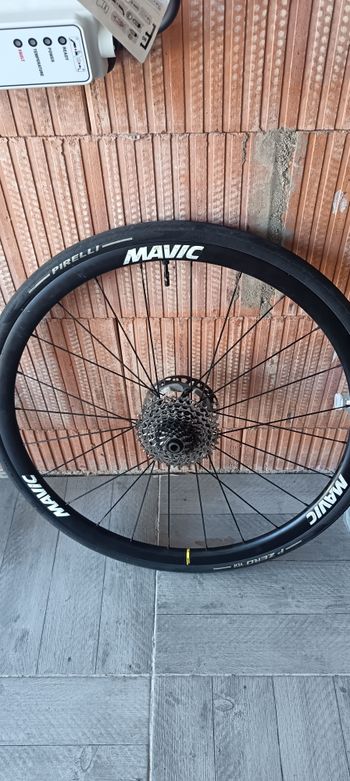 Mavic Ksyrium 30 mm 2024 bike d'occasion — image 3 sur 3