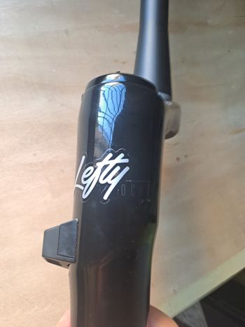 Used Cannondale Lefty Ocho Alloy Fork 29 100 mm bike — image 4 of 9