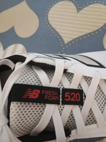 Gebrauchtes New Balance Fresh Foam 520 bike — Bild 7 von 8