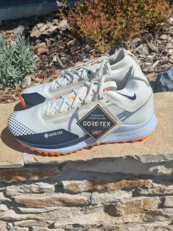 Pegasus Nike React Trail 4 GTX V2 bike de segunda mano