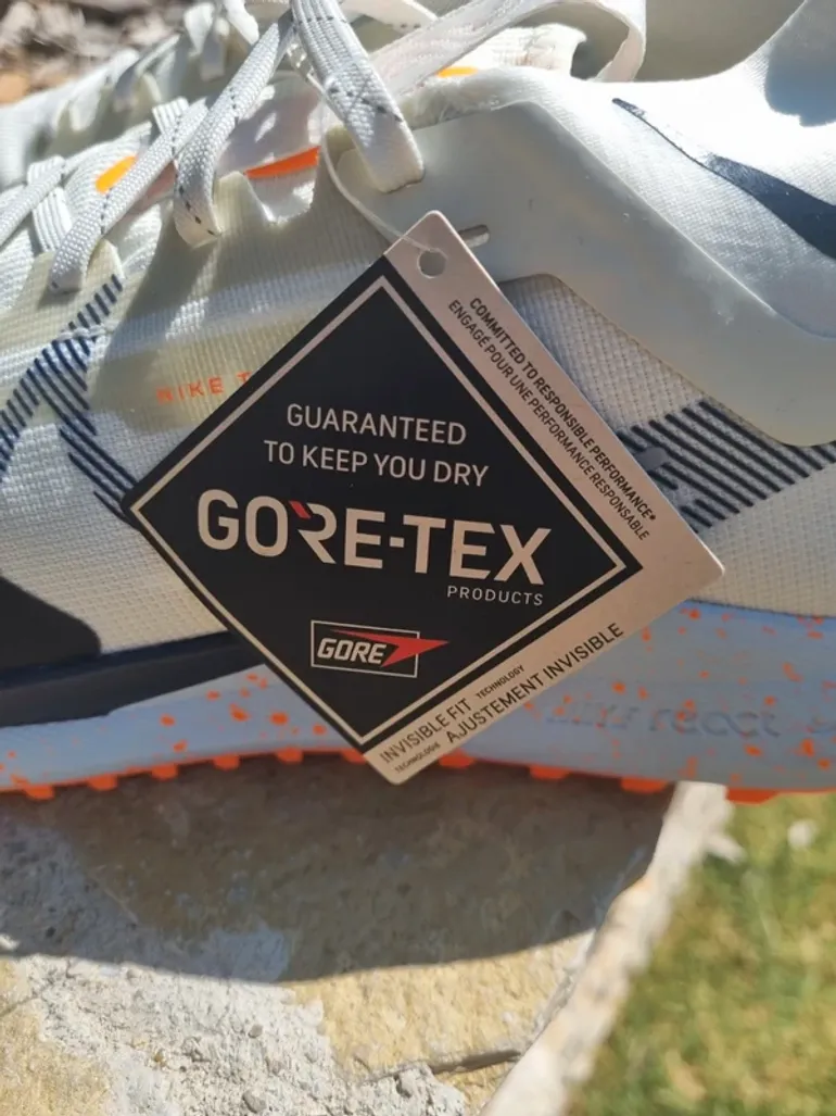 Pegasus Nike React Trail 4 GTX V2 bike de segunda mano — imagen 8 de 10