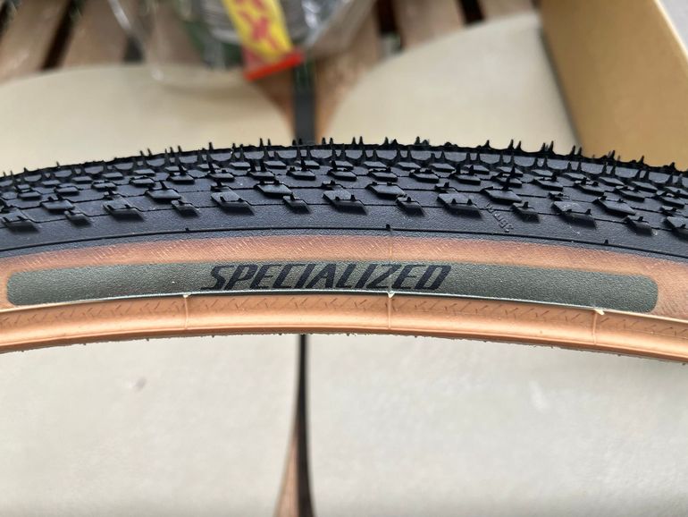 Used Specialized Pathfinder TLR Tan 2026 bike — image 2 of 13