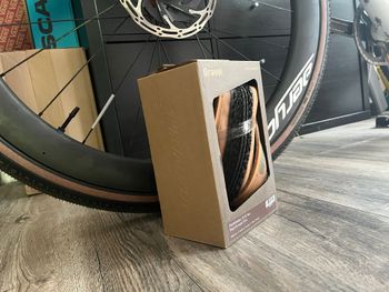 Used Specialized Pathfinder TLR Tan 2026 bike — image 12 of 13