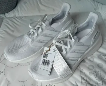 Gebrauchtes Adidas Ultra Boost 5 bike