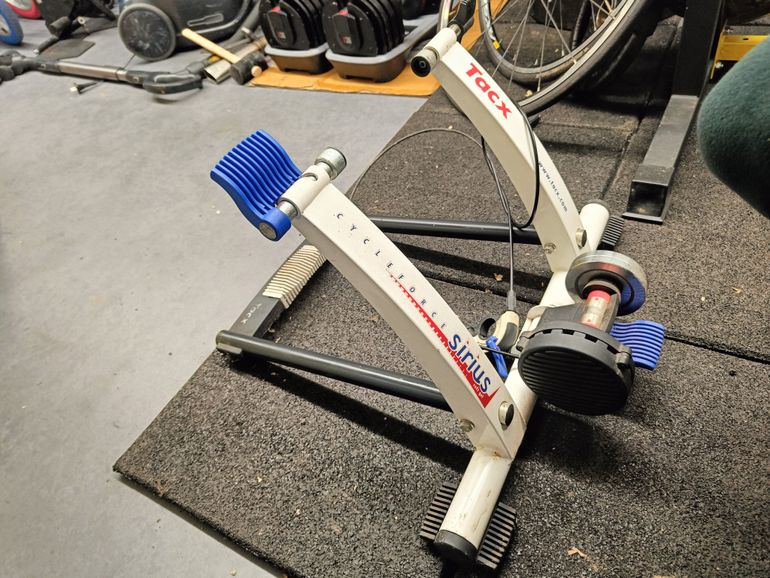 Tacx CycleForce Sirius Trainer 2000 bike d'occasion — image 2 sur 12