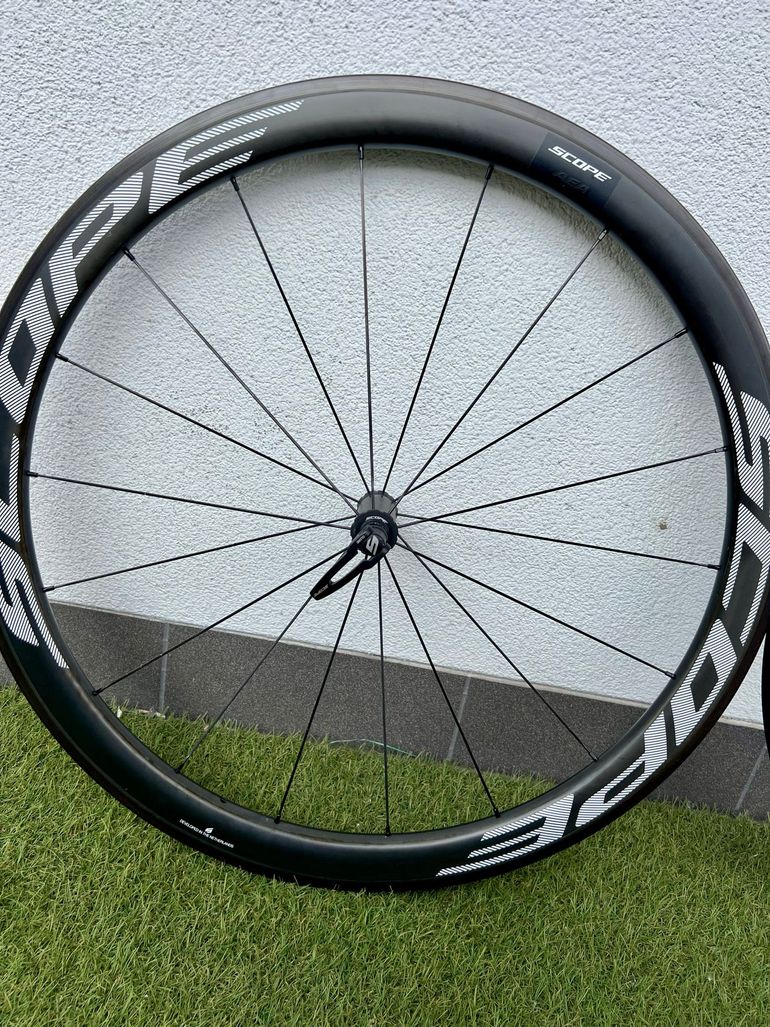 Scope R4 Rim Brake Carbon Wheelset bike d'occasion — image 6 sur 8