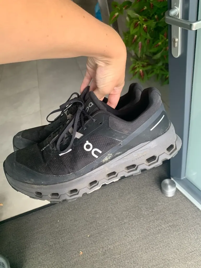 On Running On waterproof running shoes bike de segunda mano — imagen 2 de 5