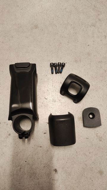 Used Focus C.I.S 2.0 Stem 31.8mm Cockpit