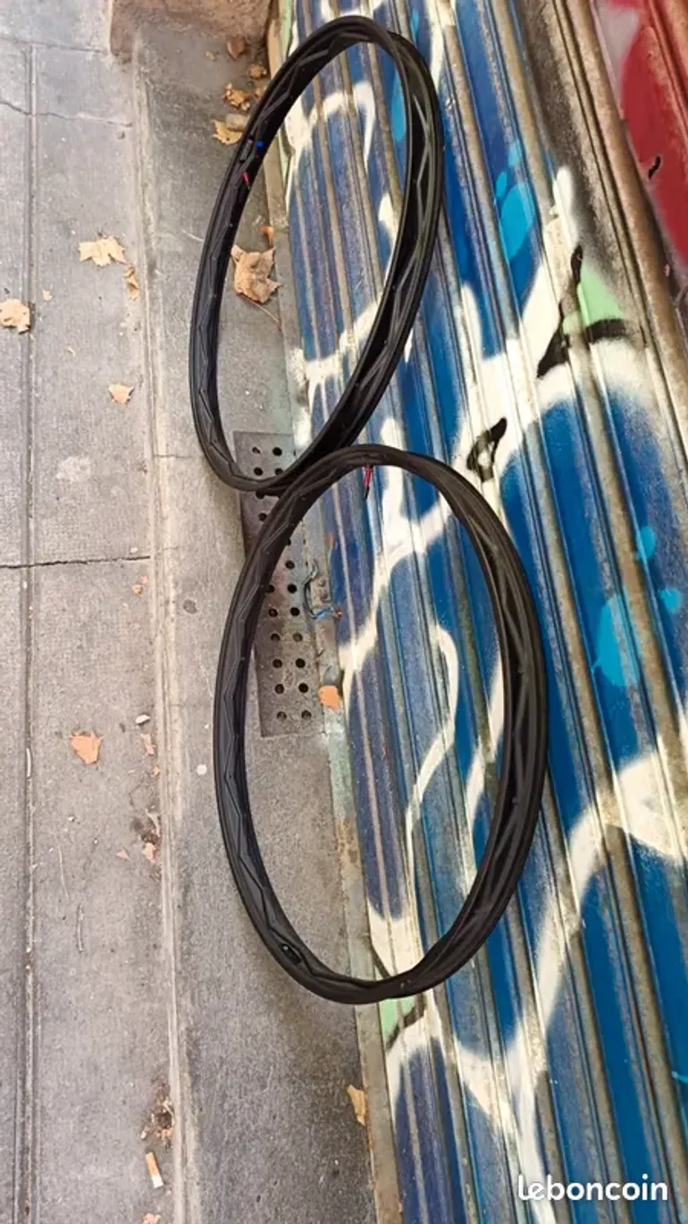 KUROSHIRO RARE ENSO 947 ultralight rims bike d'occasion — image 4 sur 7