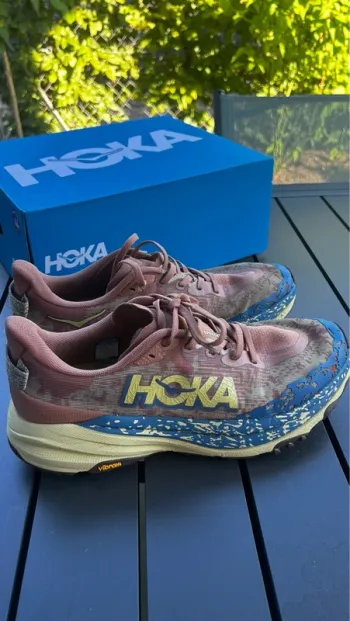 Käytetty Hoka Speedgoat 6 2025 bike