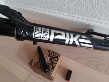 Used RockShox Pike Ultimate Flight Attendant 140mm Boost 2025 bike — image 3 of 5