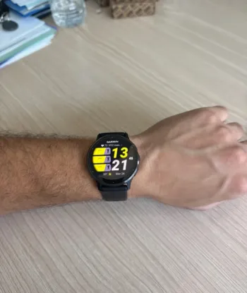 Garmin Venu 3 bike d'occasion — image 2 sur 3