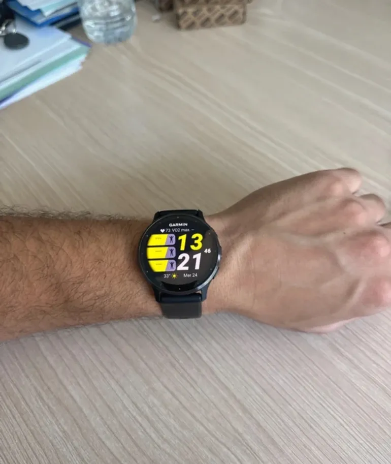 Garmin Venu 3 bike d'occasion — image 2 sur 3