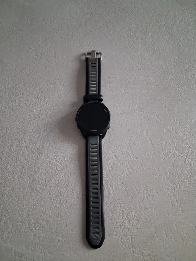 Tweedehands Garmin Forerunner 165 bike — afbeelding 1 van 3