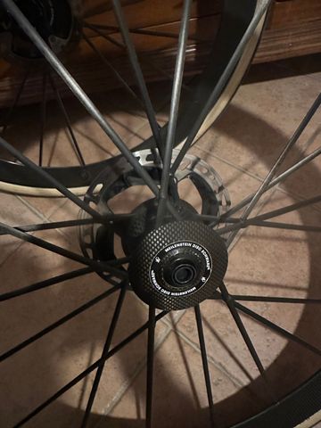 Used Lightweight Carbon Wheels bike — image 3 of 6