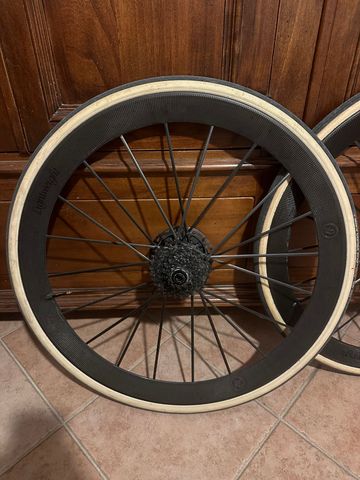 Used Lightweight Carbon Wheels bike — image 4 of 6
