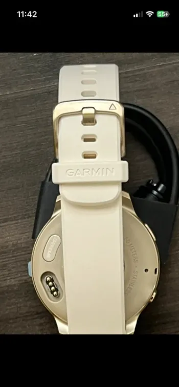 Used Garmin Venu 4 bike — image 4 of 7