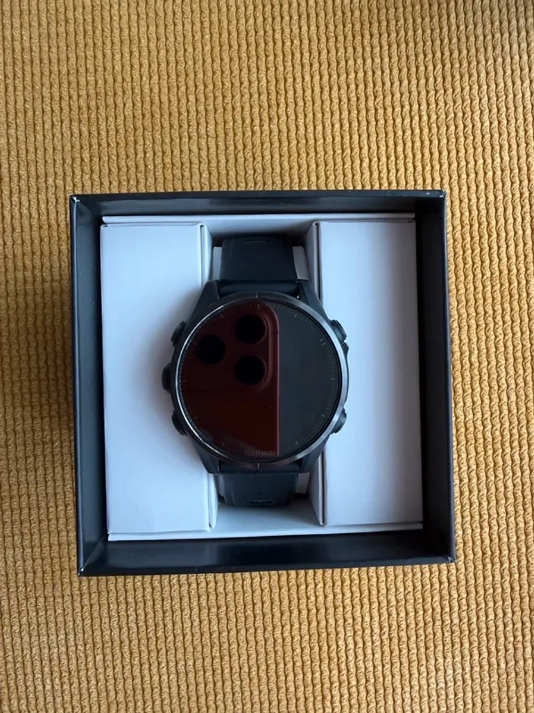 Used Premium Garmin Fenix 8 bike — image 5 of 5