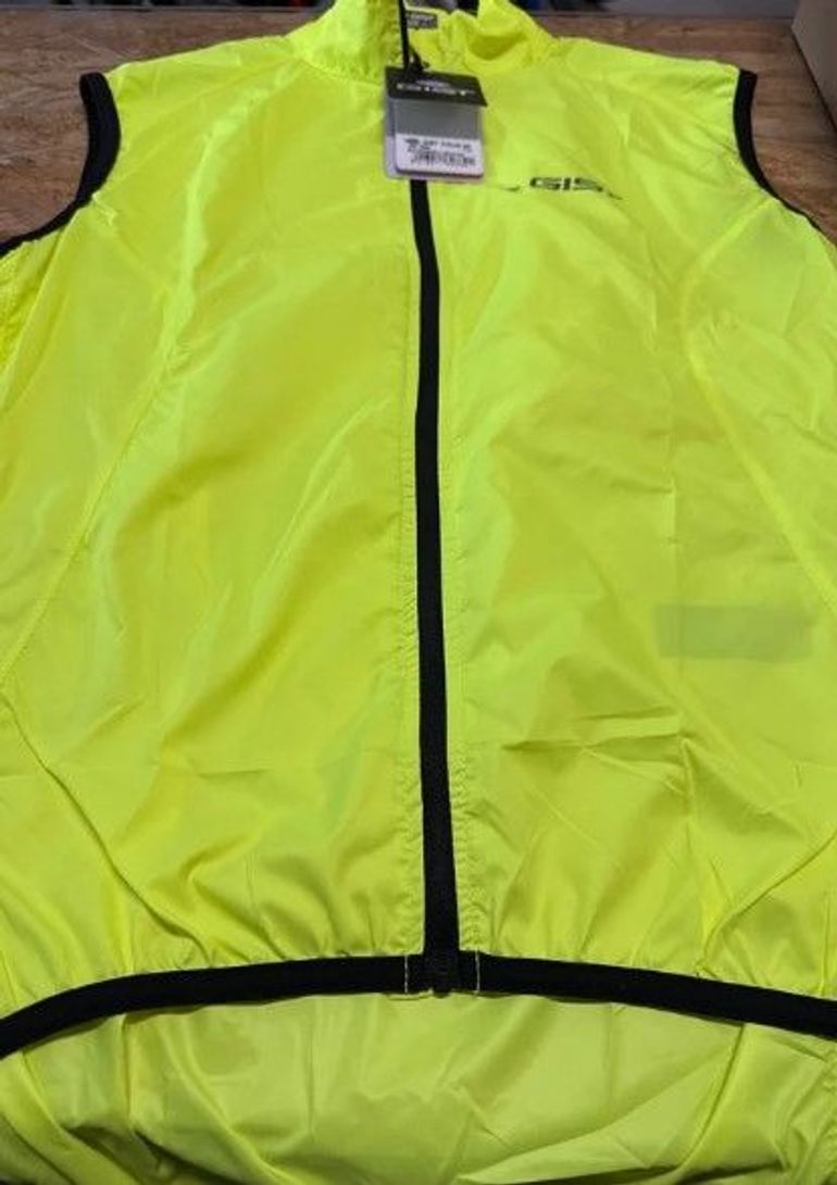 Used Gist Gilet antivento giallo L 2026 bike — image 1 of 5