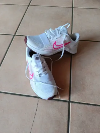 Nike estive 36 1/2 bike usato