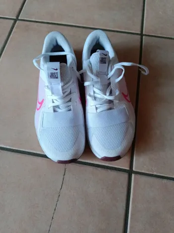 Nike estive 36 1/2 bike usato — immagine 6 di 6