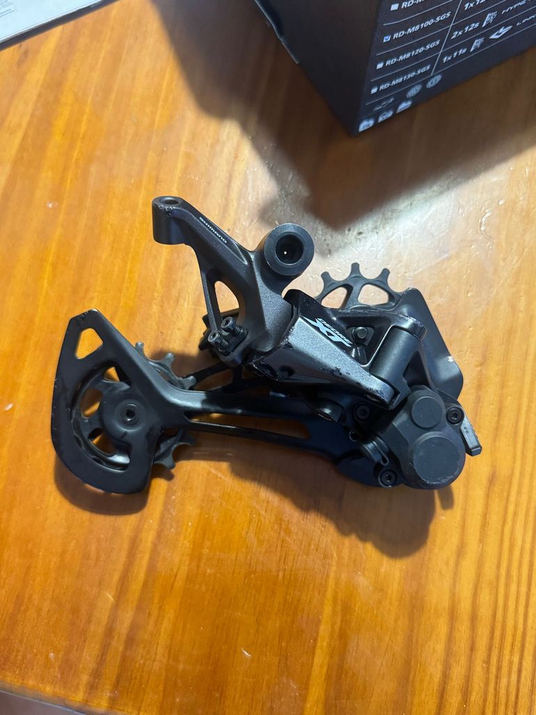 Used Shimano XT RD-M8100-SGS bike — image 3 of 6