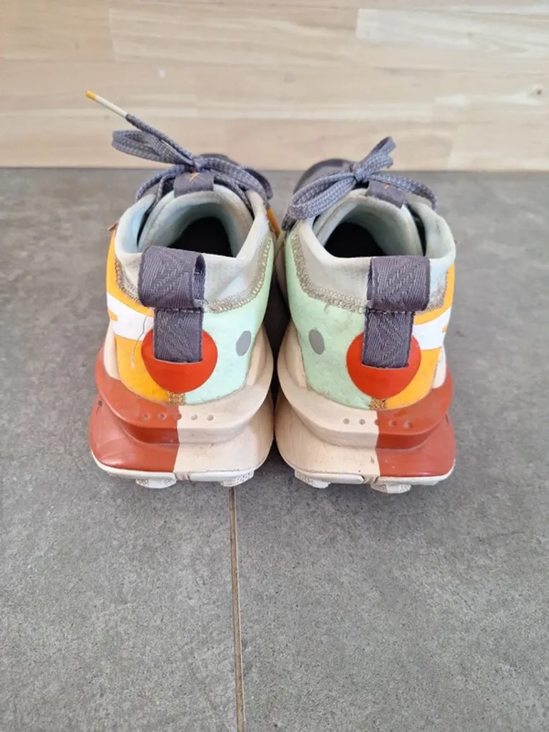Nike Zoomx bike usato — immagine 4 di 4