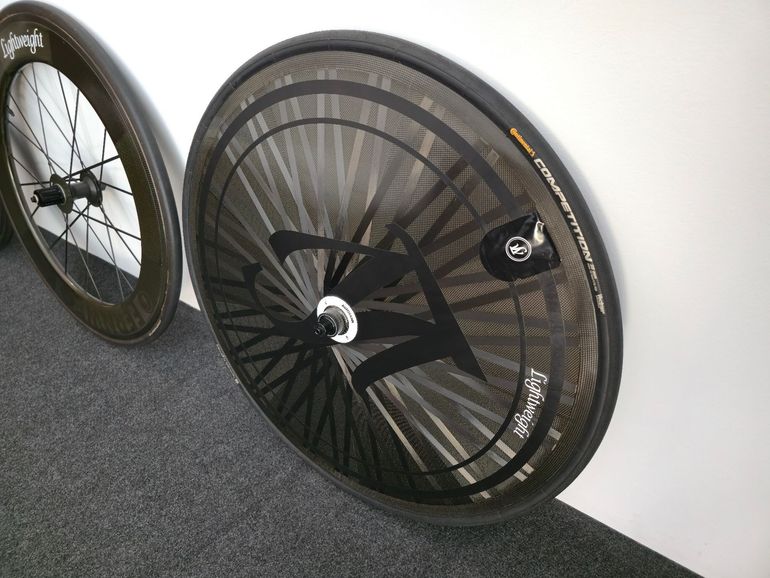 Used Lightweight Fernweg Front Wheel and Autobahn Disc Rear Wheel 2020 bike — image 9 of 22