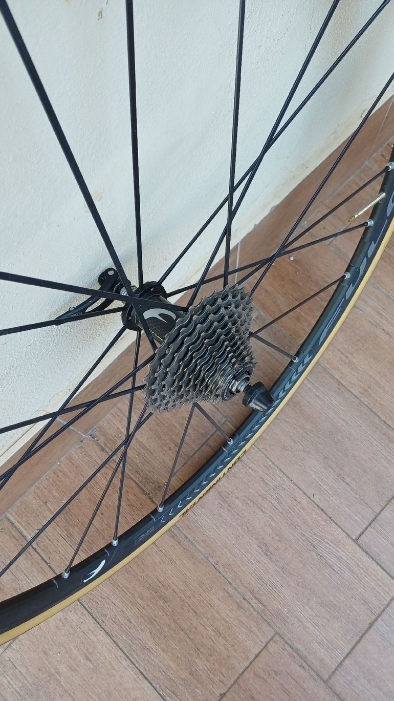Used Fulcrum Racing Zero Nite Wheelset bike — image 7 of 10