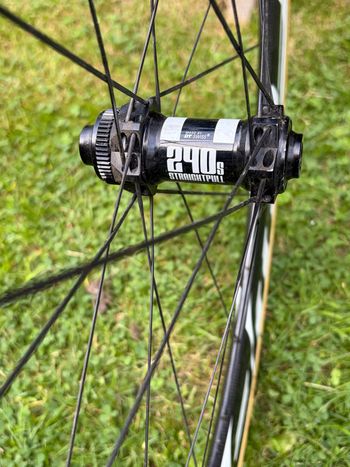 Used fast forward time trail wheelset 2021 bike — image 3 of 5