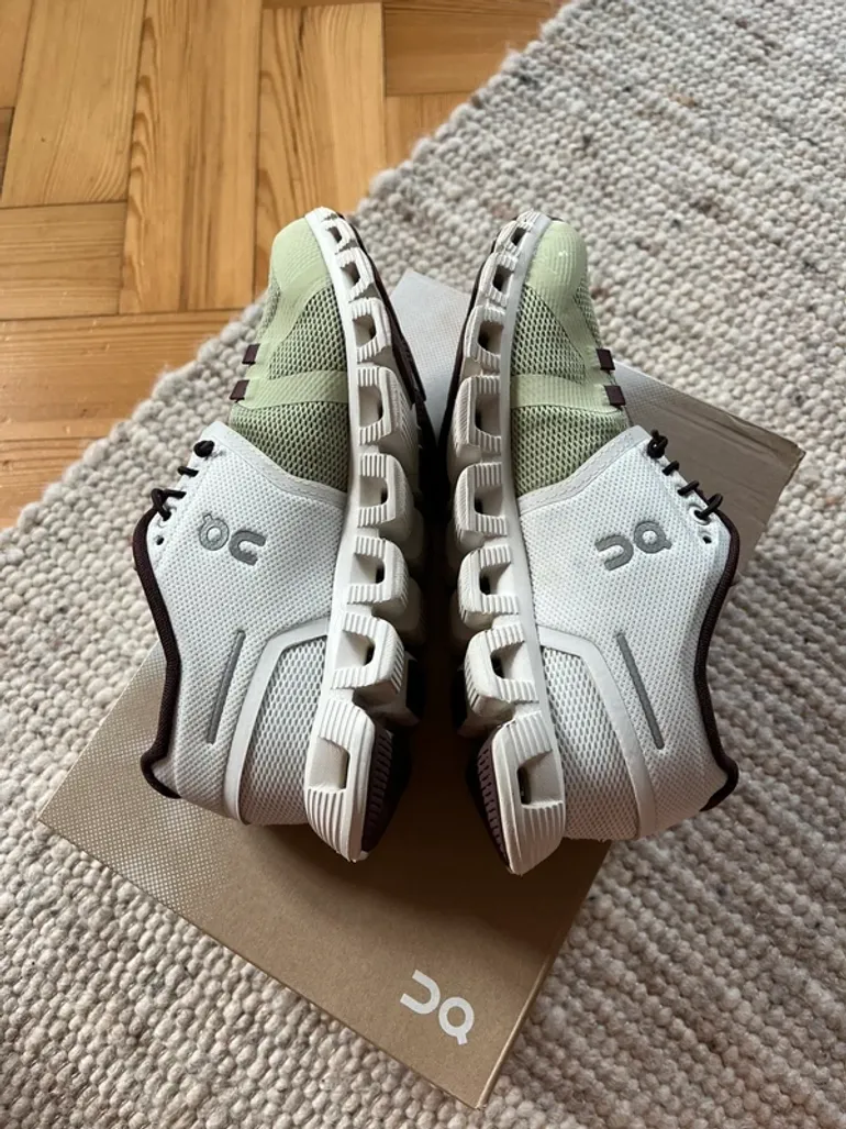Tweedehands On Running Cloud 5 bike — afbeelding 4 van 5
