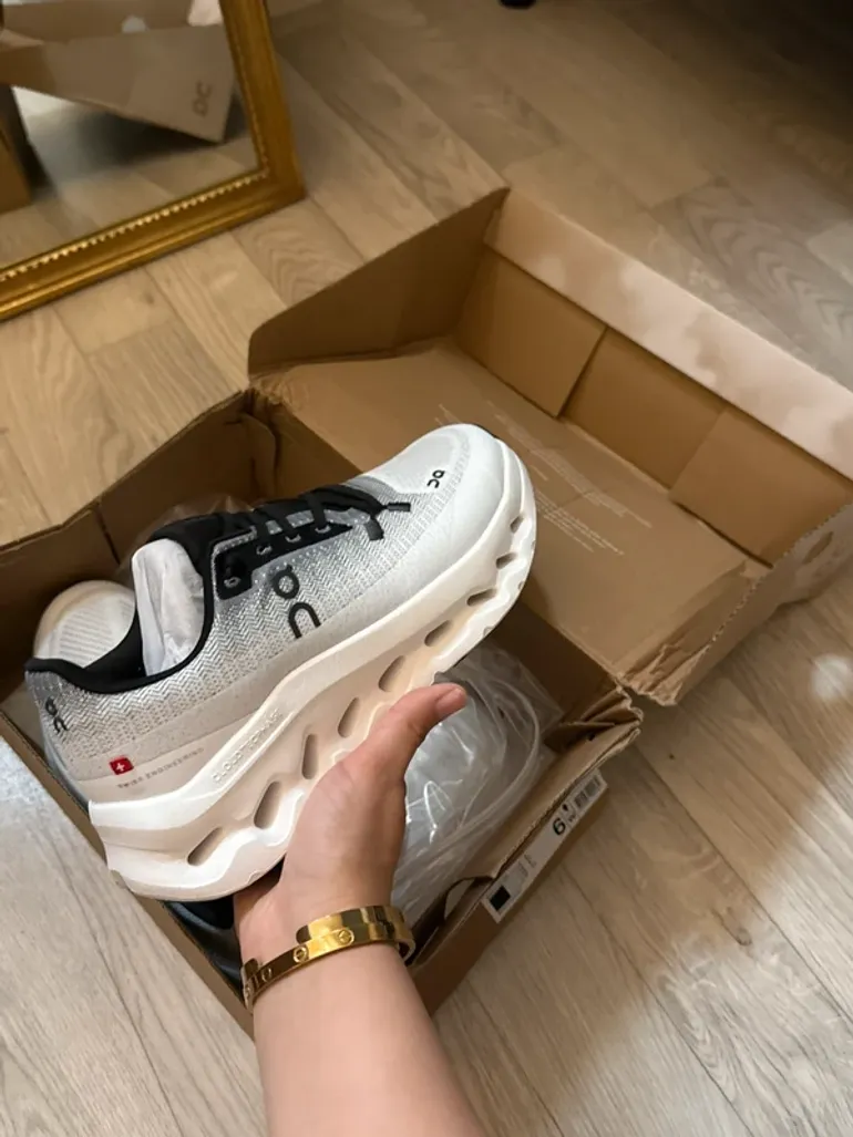 Tweedehands On Running Cloudtilt bike — afbeelding 2 van 5