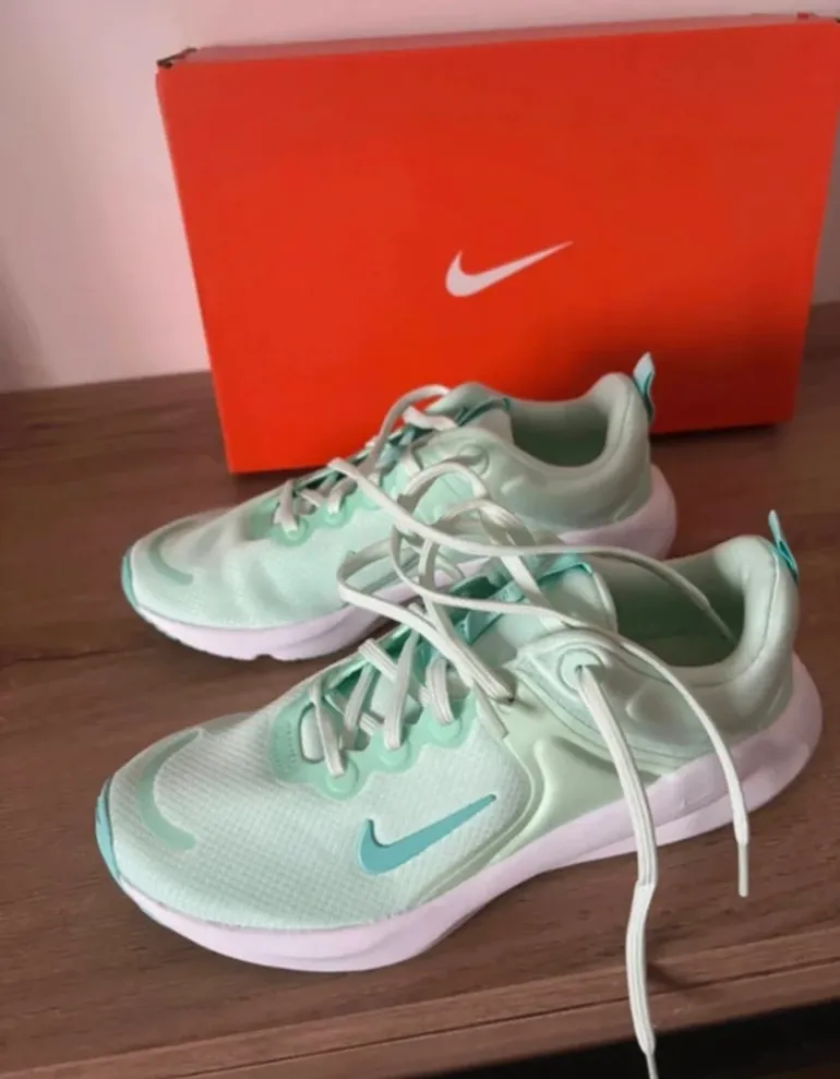 Brugt Nike Revolution 8 bike — billede 3 af 6