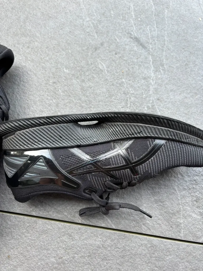 Used Asics Meta Ride bike — image 4 of 6