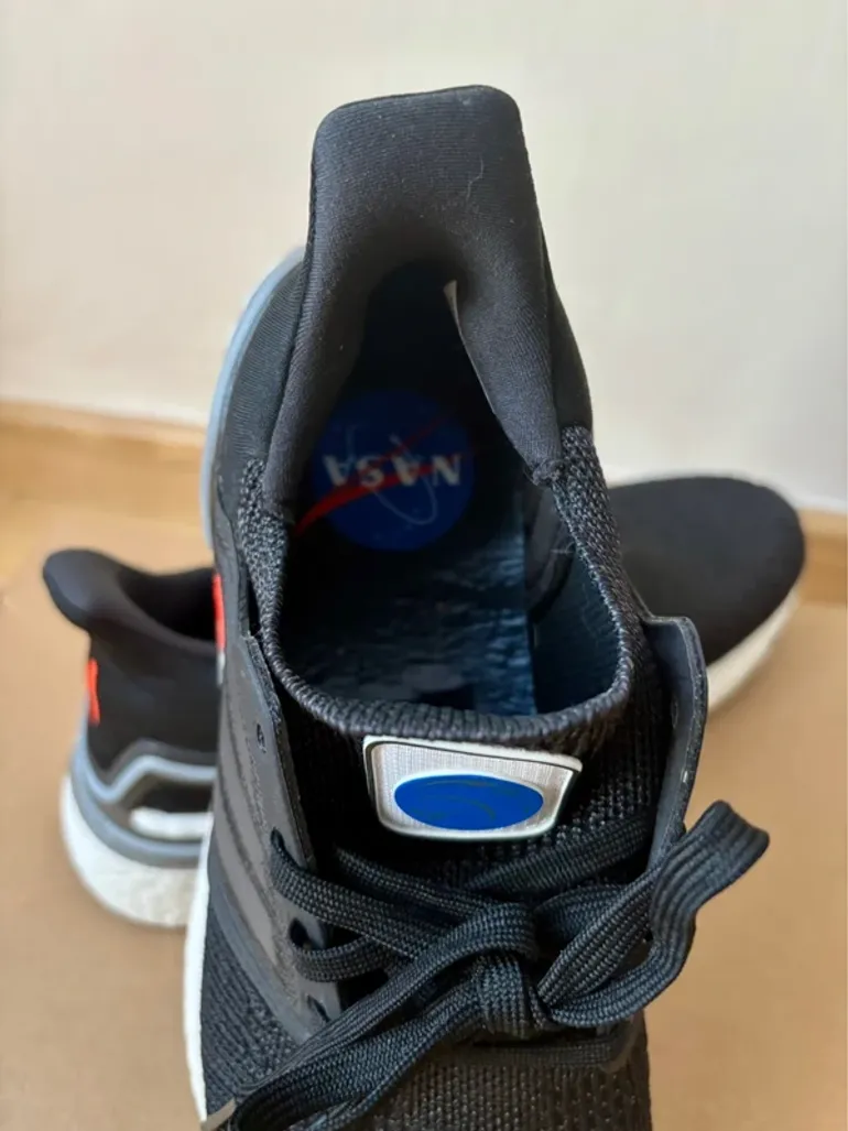 Continental UltraBoost 20 NASA 2020 bike d'occasion — image 6 sur 11