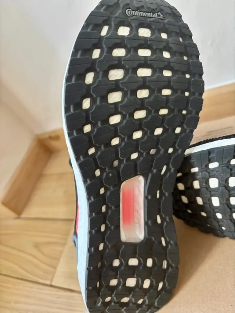 Continental UltraBoost 20 NASA 2020 bike d'occasion — image 9 sur 11