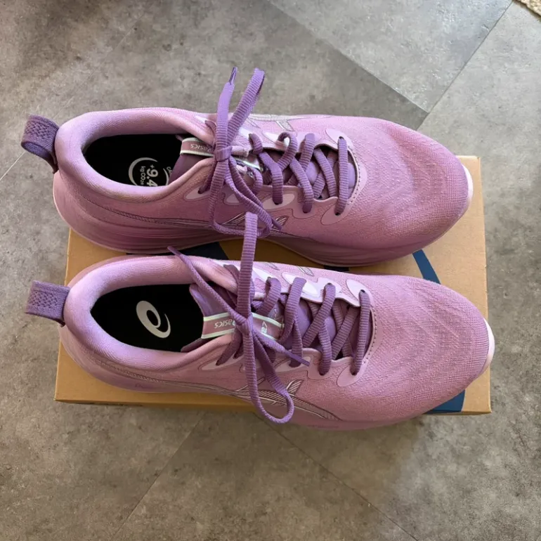 Tweedehands Asics Gel cumulus 27 bike — afbeelding 2 van 8