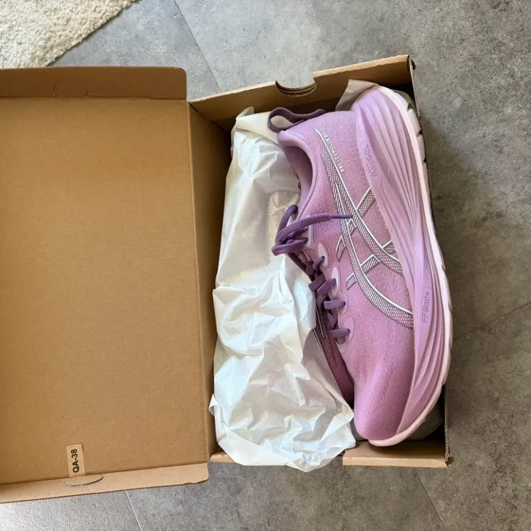 Tweedehands Asics Gel cumulus 27 bike — afbeelding 8 van 8