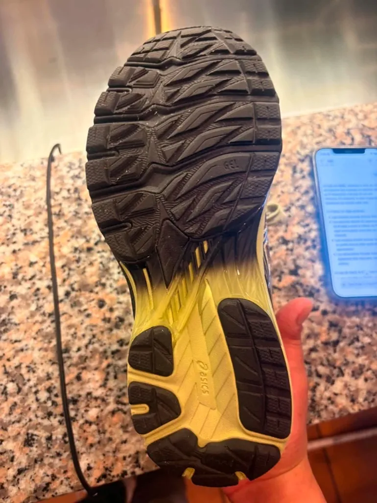 Tweedehands Asics GEL-Cumulus 26 bike — afbeelding 4 van 6