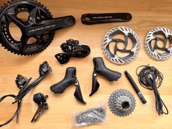 Gebrauchtes Shimano Dura Ace Di2 Disc R9270 Groupset, COMPLETE 2025 bike