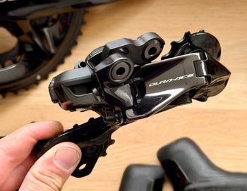 Used Shimano Dura Ace Di2 Disc R9270 Groupset, COMPLETE 2025 bike — image 4 of 11